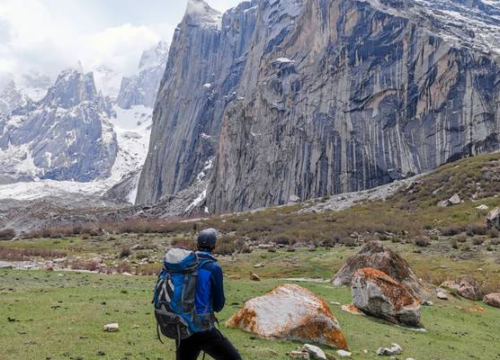 Hiking & Trekking