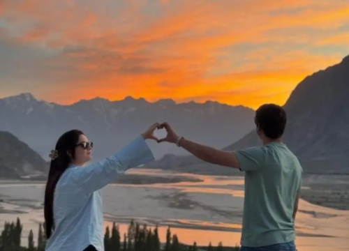 5-Day Skardu Honeymoon Tour Package | Deluxe Couple Trip